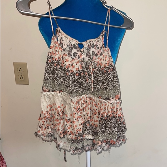 gimmicks by BKE Tops - Gimmicks by BKE Multicolor Floral Camisole